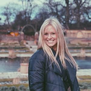 Meet your Posher, Emma